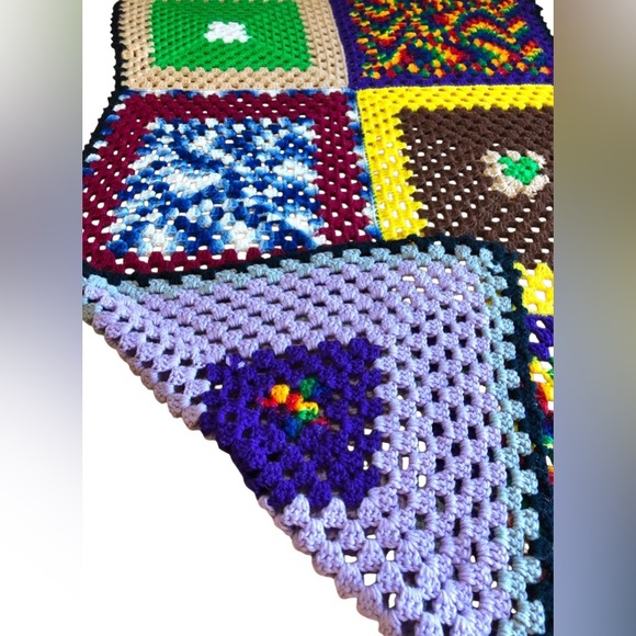 Vintage Granny Square Afghan Blanket 45" x 70" Knitted Throw Rainbow - Picture 6 of 8